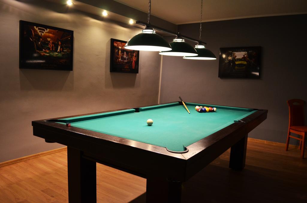 Hotel Gorski Pruszcz Gdanski Bagian luar foto