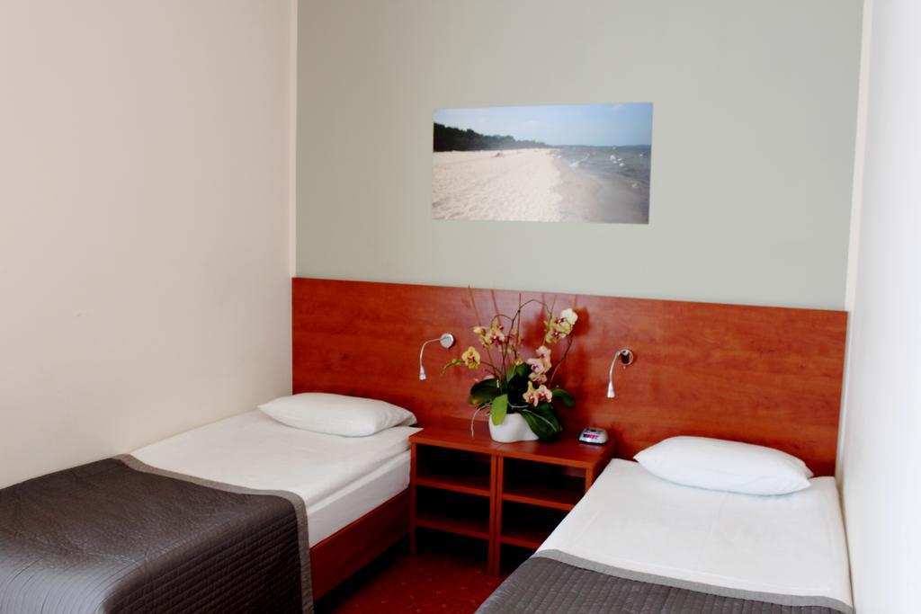 Hotel Gorski Pruszcz Gdanski Bagian luar foto