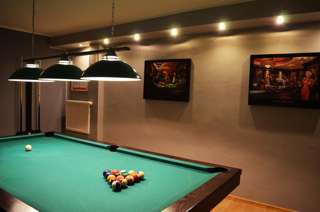 Hotel Gorski Pruszcz Gdanski Bagian luar foto